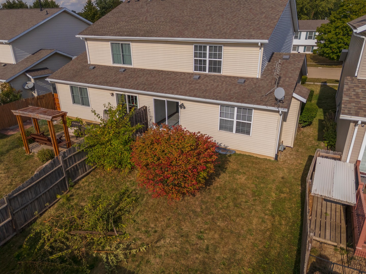 26 Vermont Avenue, Bloomington, IL 61701