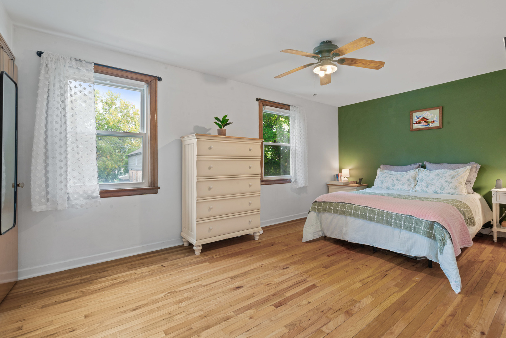 4144 Park Avenue, Brookfield, IL 60513