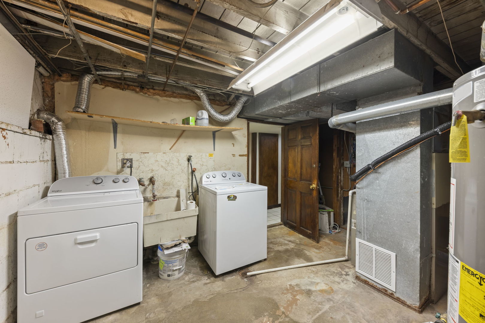 25 E Parkside Avenue, Lombard, IL 60148