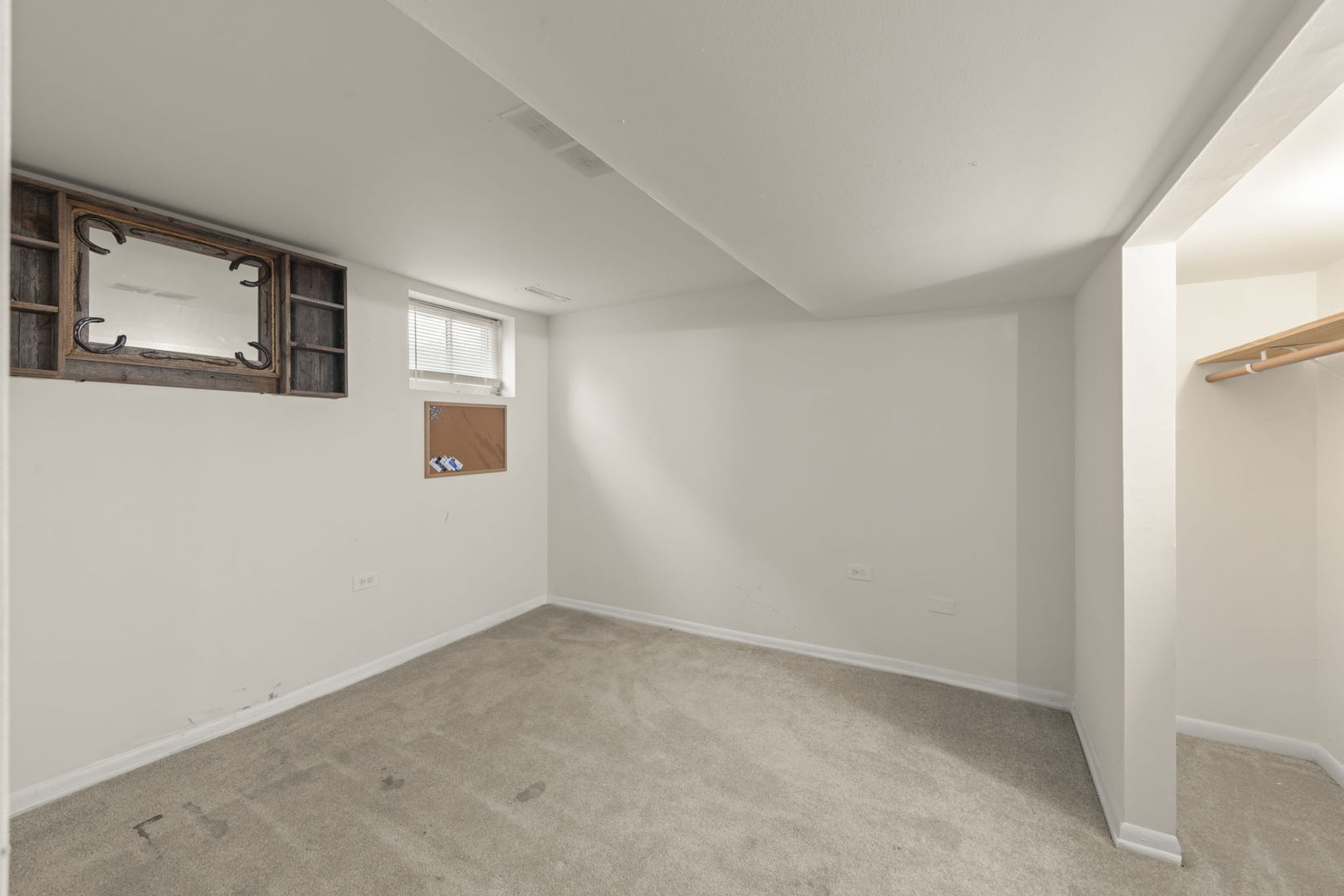 25 E Parkside Avenue, Lombard, IL 60148