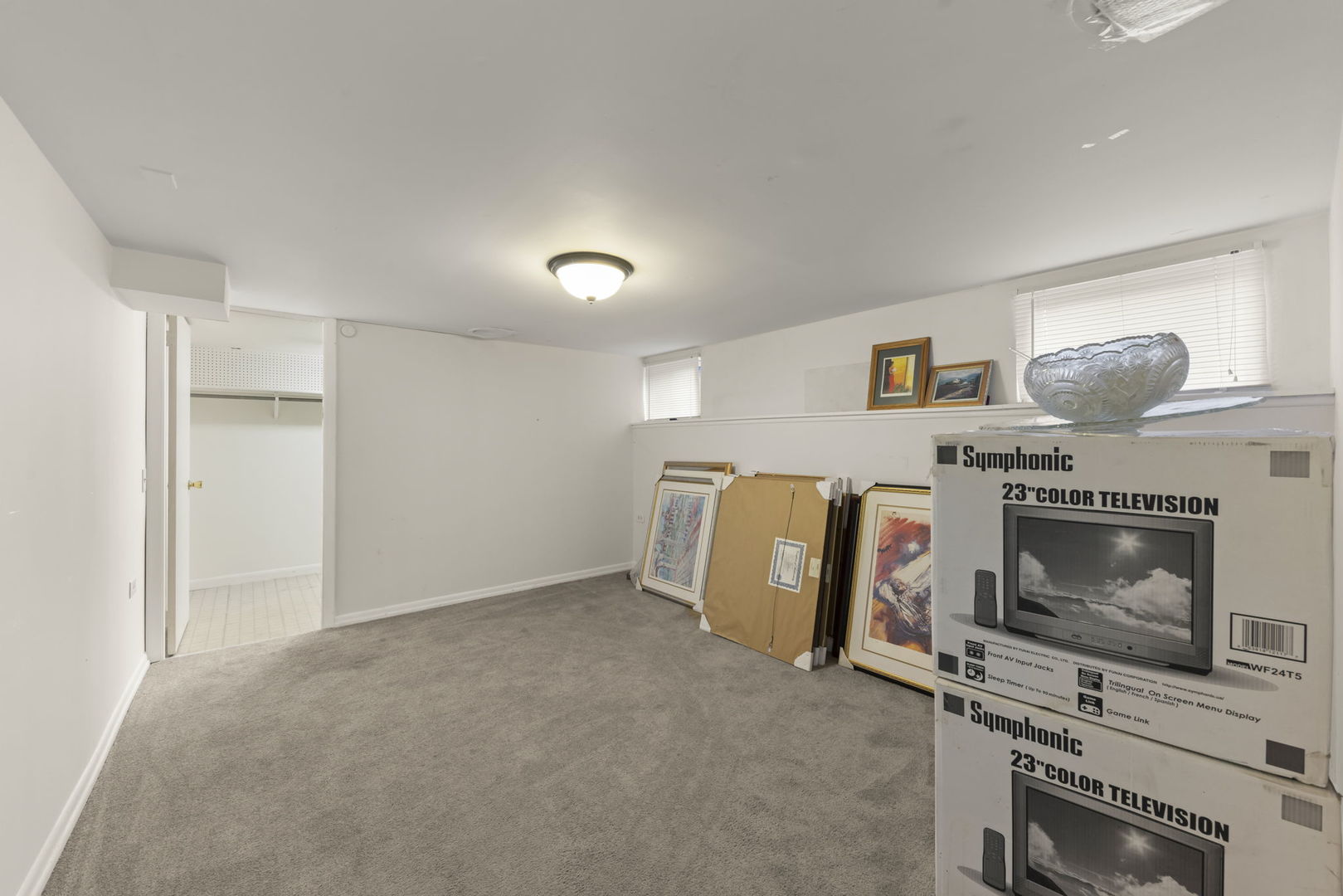 25 E Parkside Avenue, Lombard, IL 60148