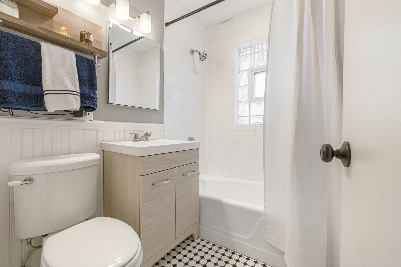 4246 Forest Avenue, Brookfield, IL 60513