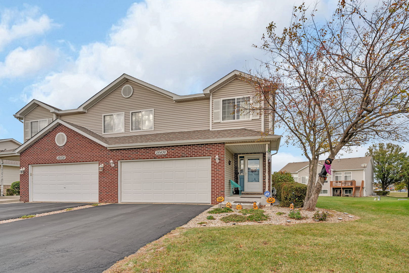 26436 W Spur Court, Channahon, IL 60410