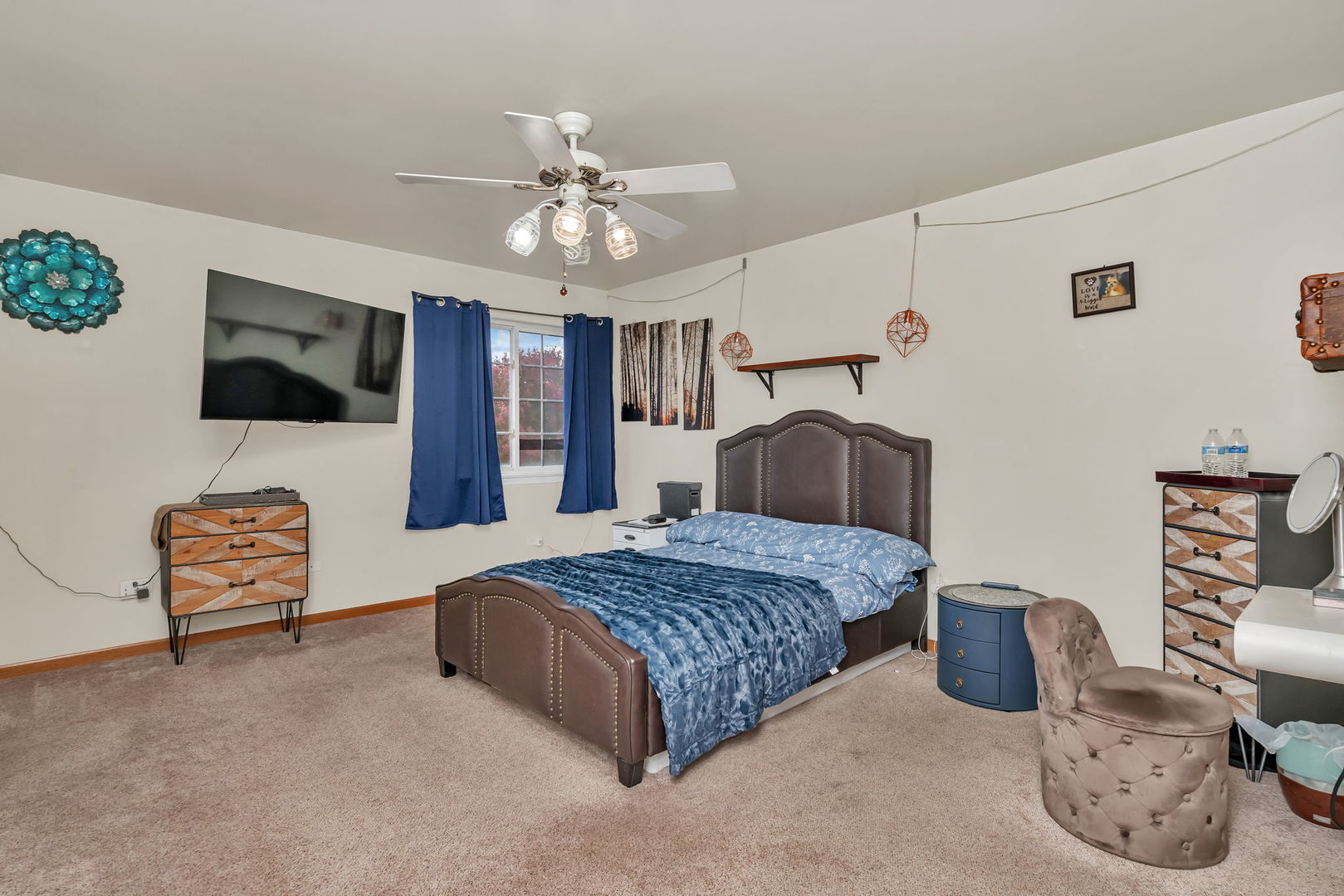 26436 W Spur Court, Channahon, IL 60410