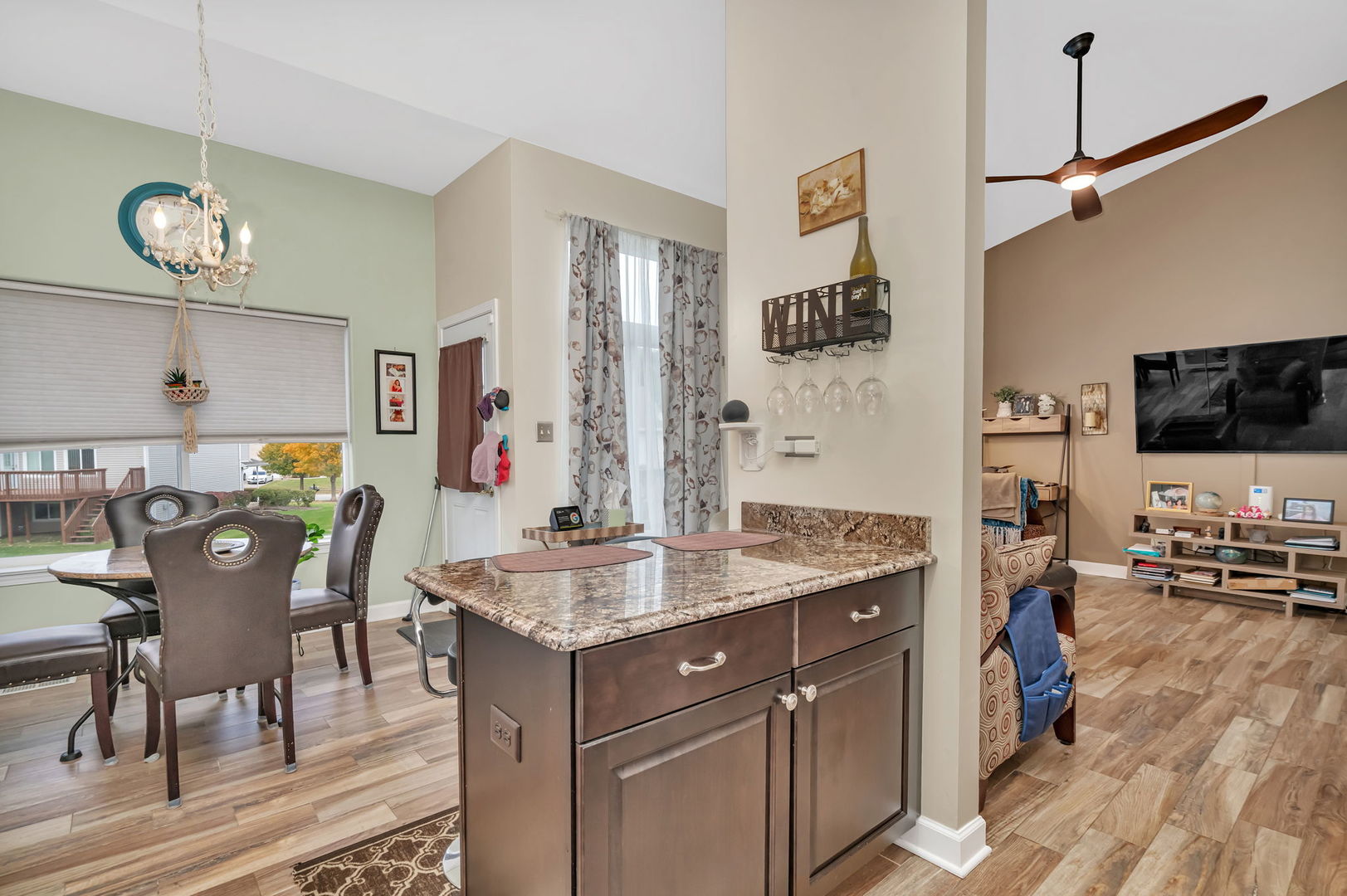 26436 W Spur Court, Channahon, IL 60410