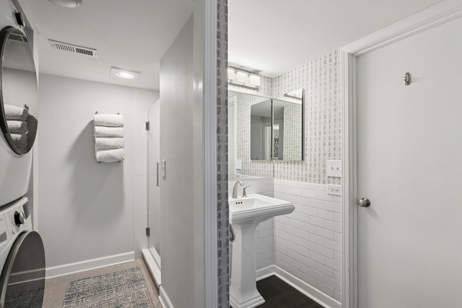 920 Vose Drive #202, Gurnee, IL 60031