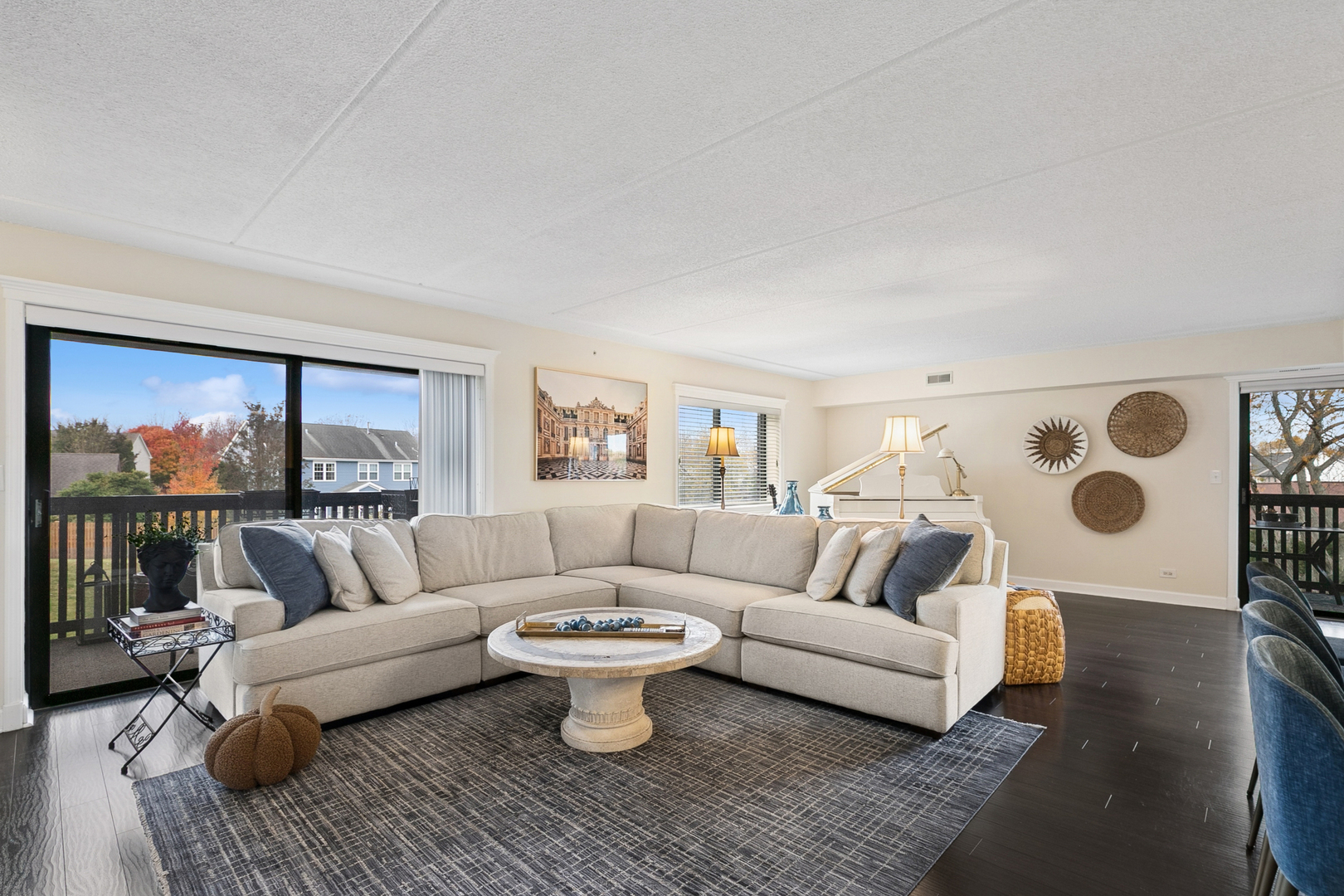 920 Vose Drive #202, Gurnee, IL 60031