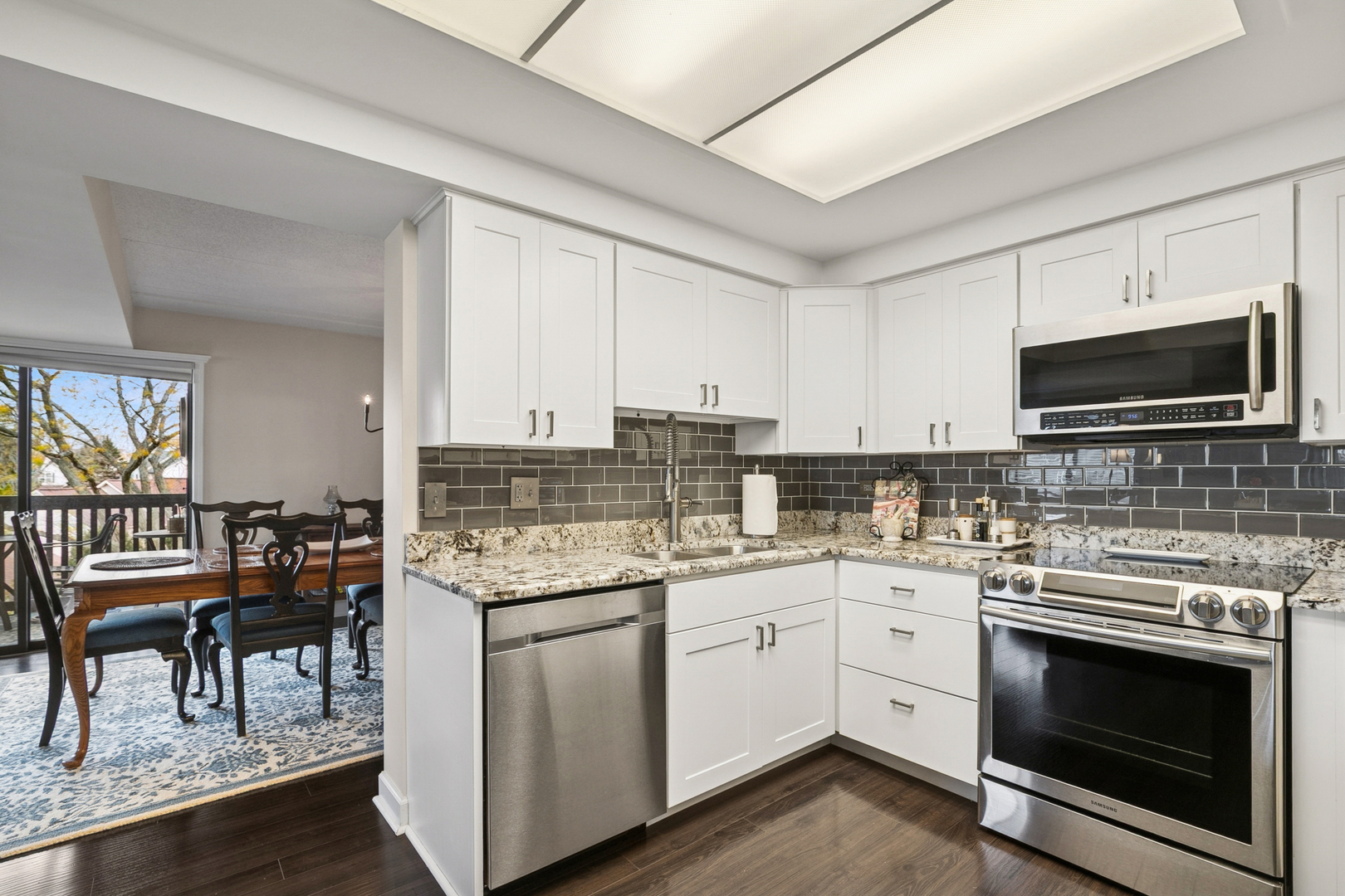 920 Vose Drive #202, Gurnee, IL 60031