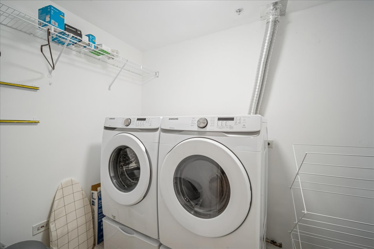 425 Village Green #314, Lincolnshire, IL 60069