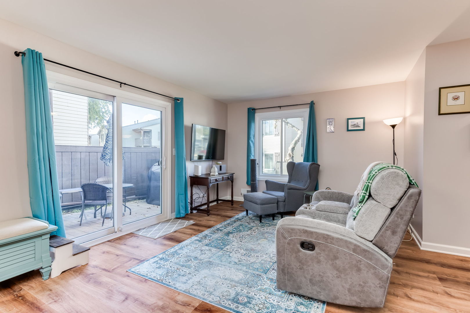 6 Fernwood Drive #G, Bolingbrook, IL 60440