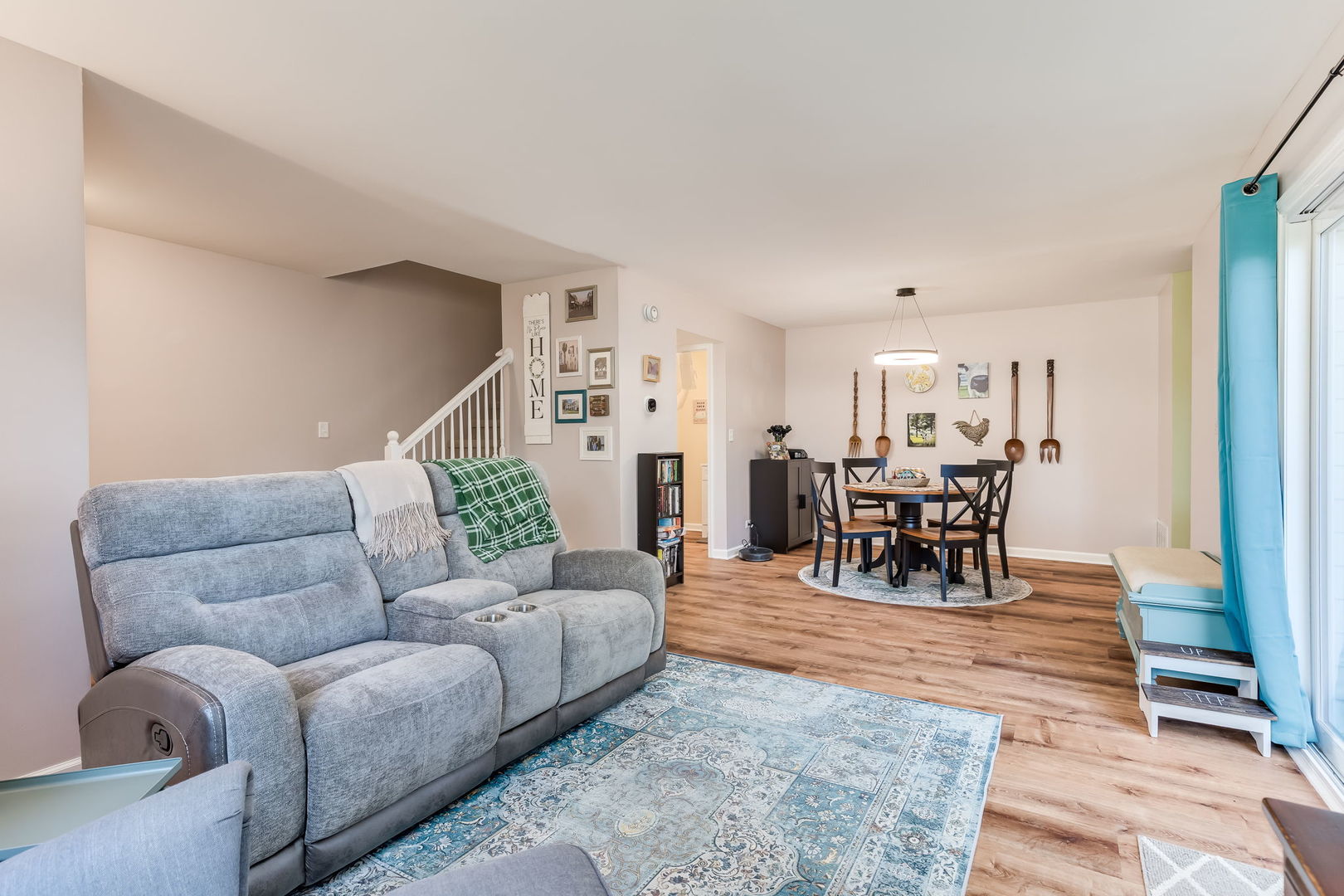 6 Fernwood Drive #G, Bolingbrook, IL 60440