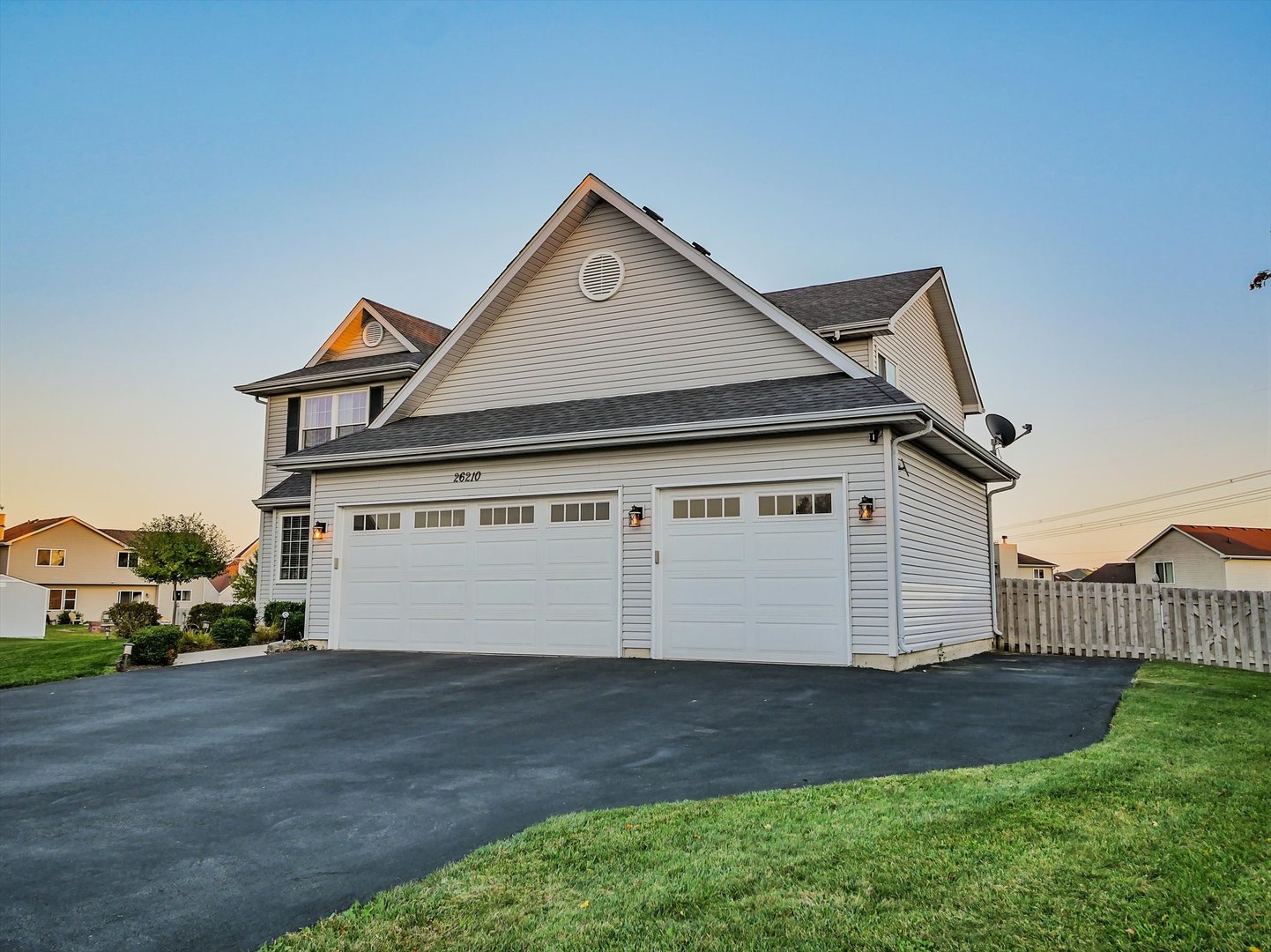 26210 W Bayberry Court, Channahon, IL 60410