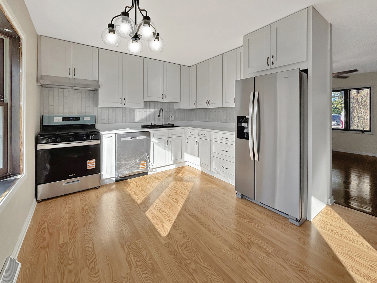 1409 N Seminary Avenue, Woodstock, IL 60098