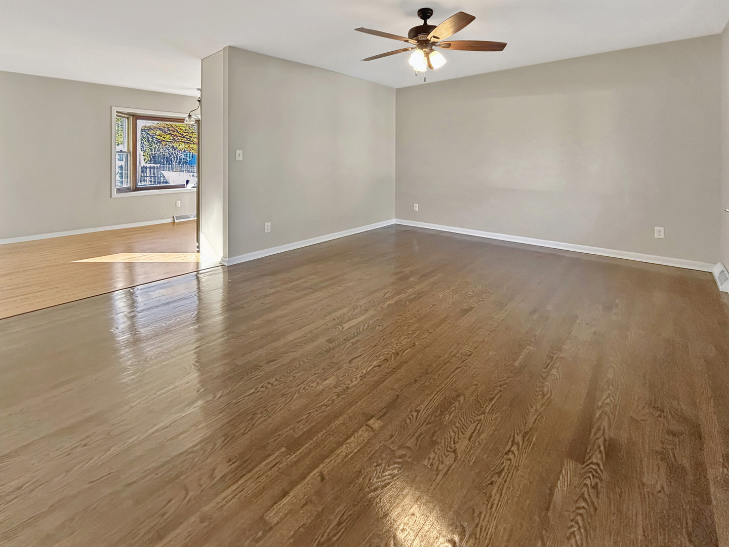 1409 N Seminary Avenue, Woodstock, IL 60098