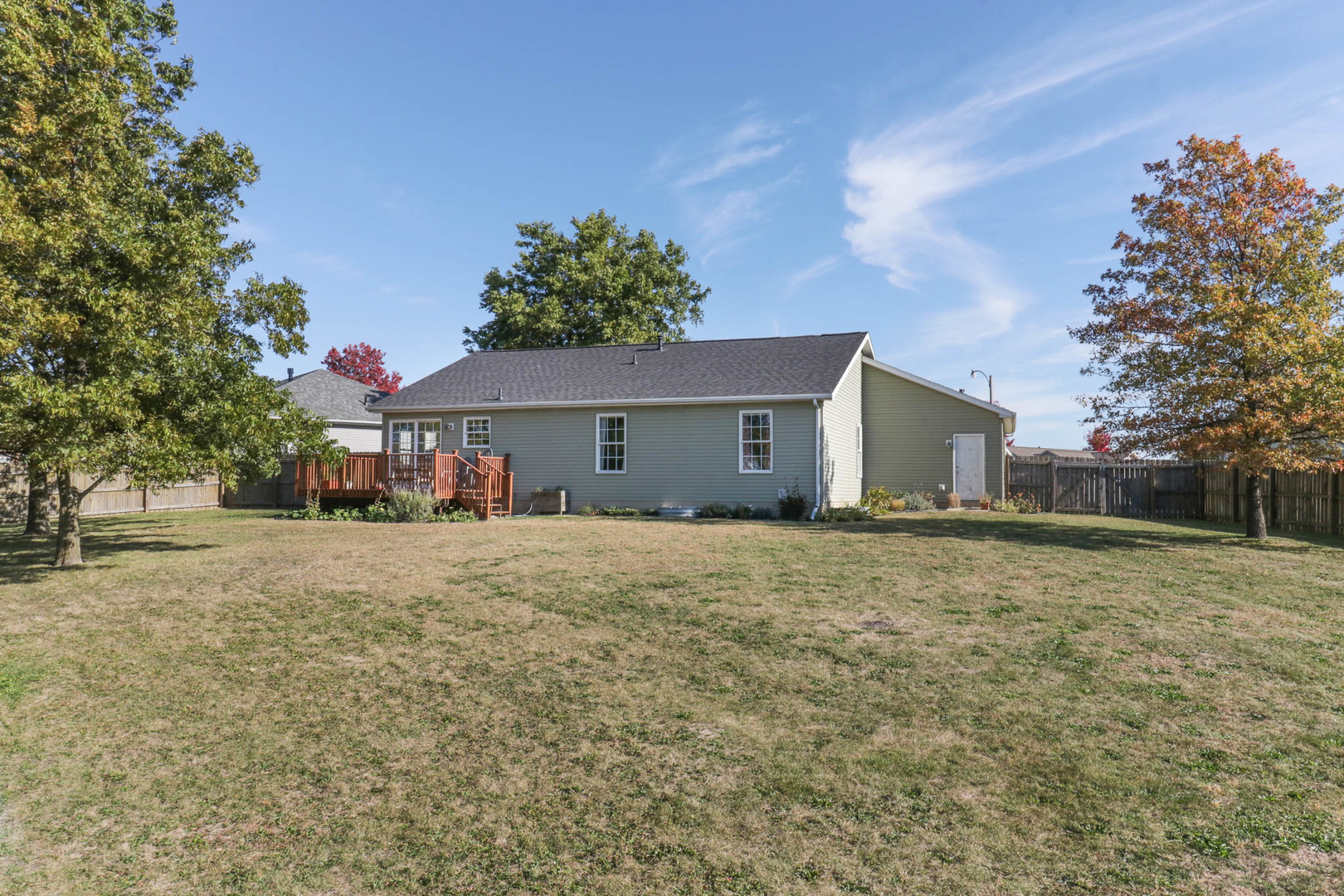 2223 Bracebridge Road, Bloomington, IL 61705