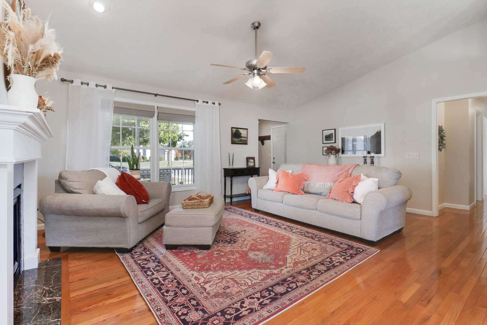 2223 Bracebridge Road, Bloomington, IL 61705