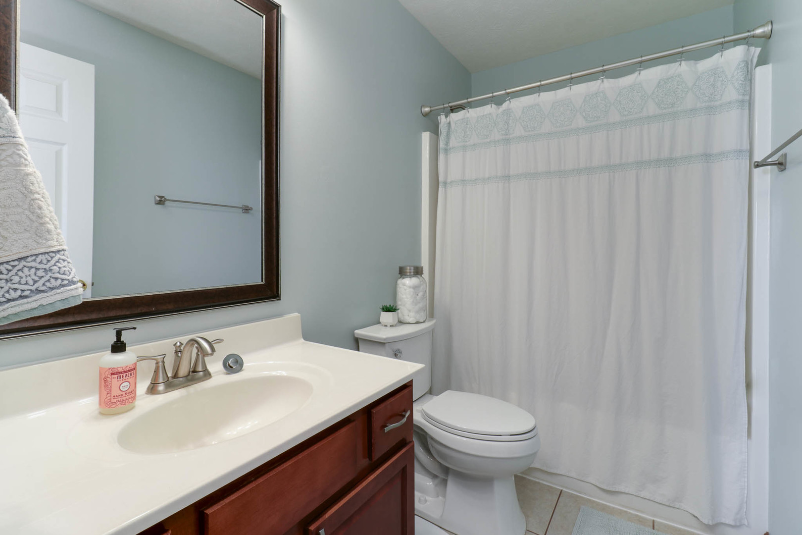 2223 Bracebridge Road, Bloomington, IL 61705