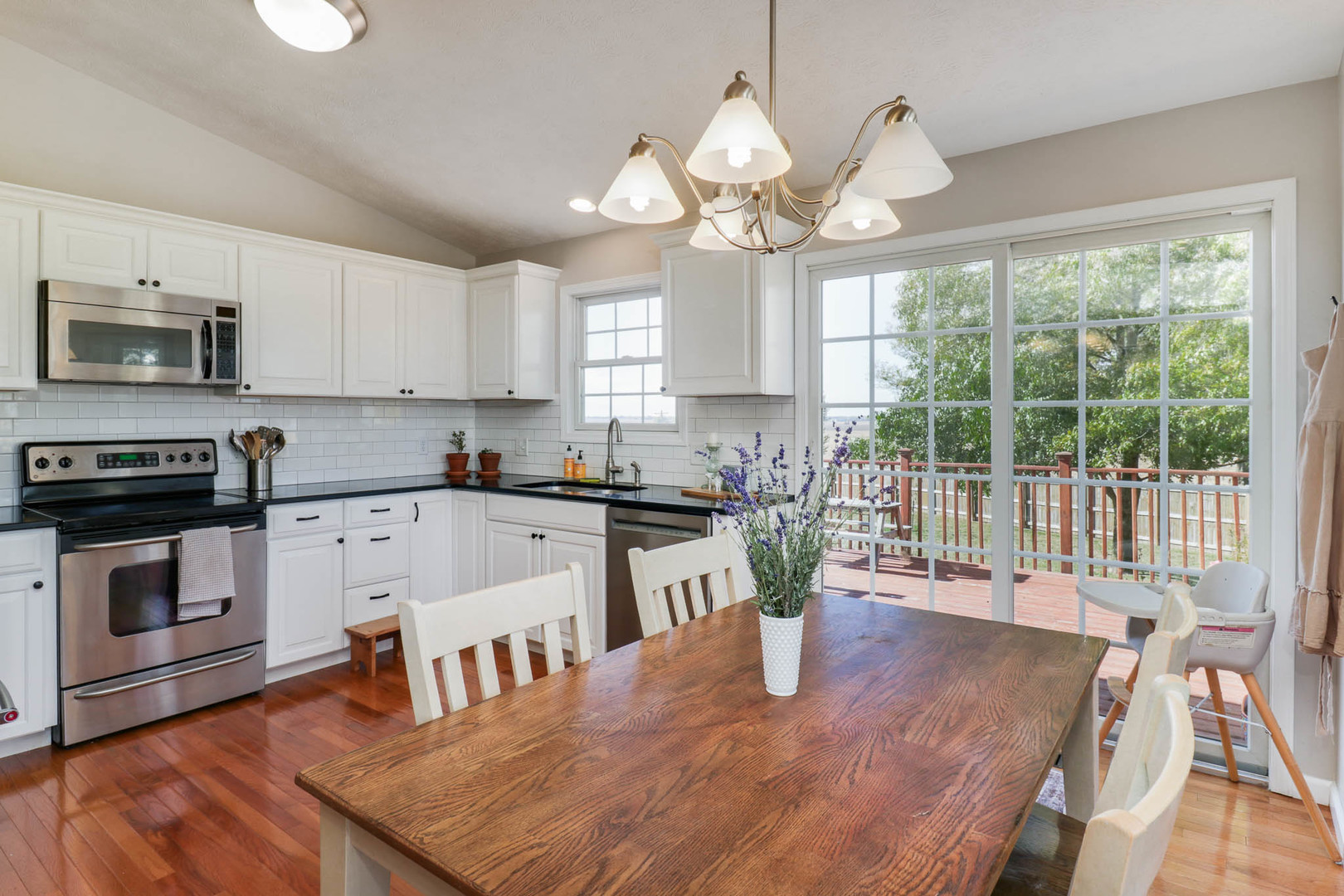 2223 Bracebridge Road, Bloomington, IL 61705