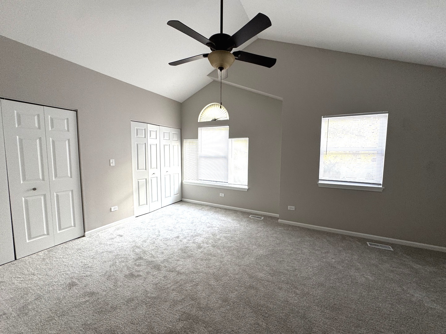 1109 Blackburn Drive, Grayslake, IL 60030