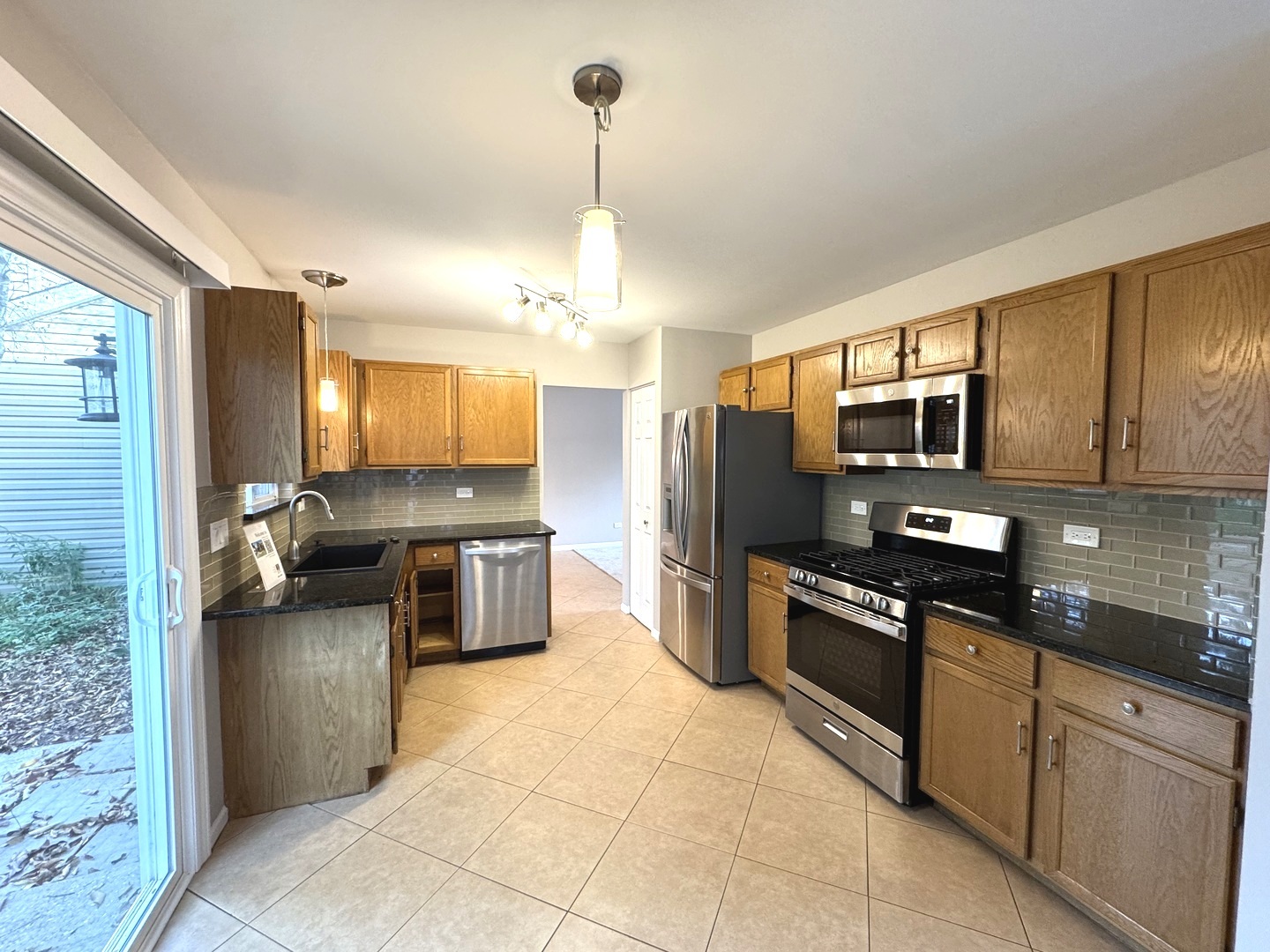 1109 Blackburn Drive, Grayslake, IL 60030