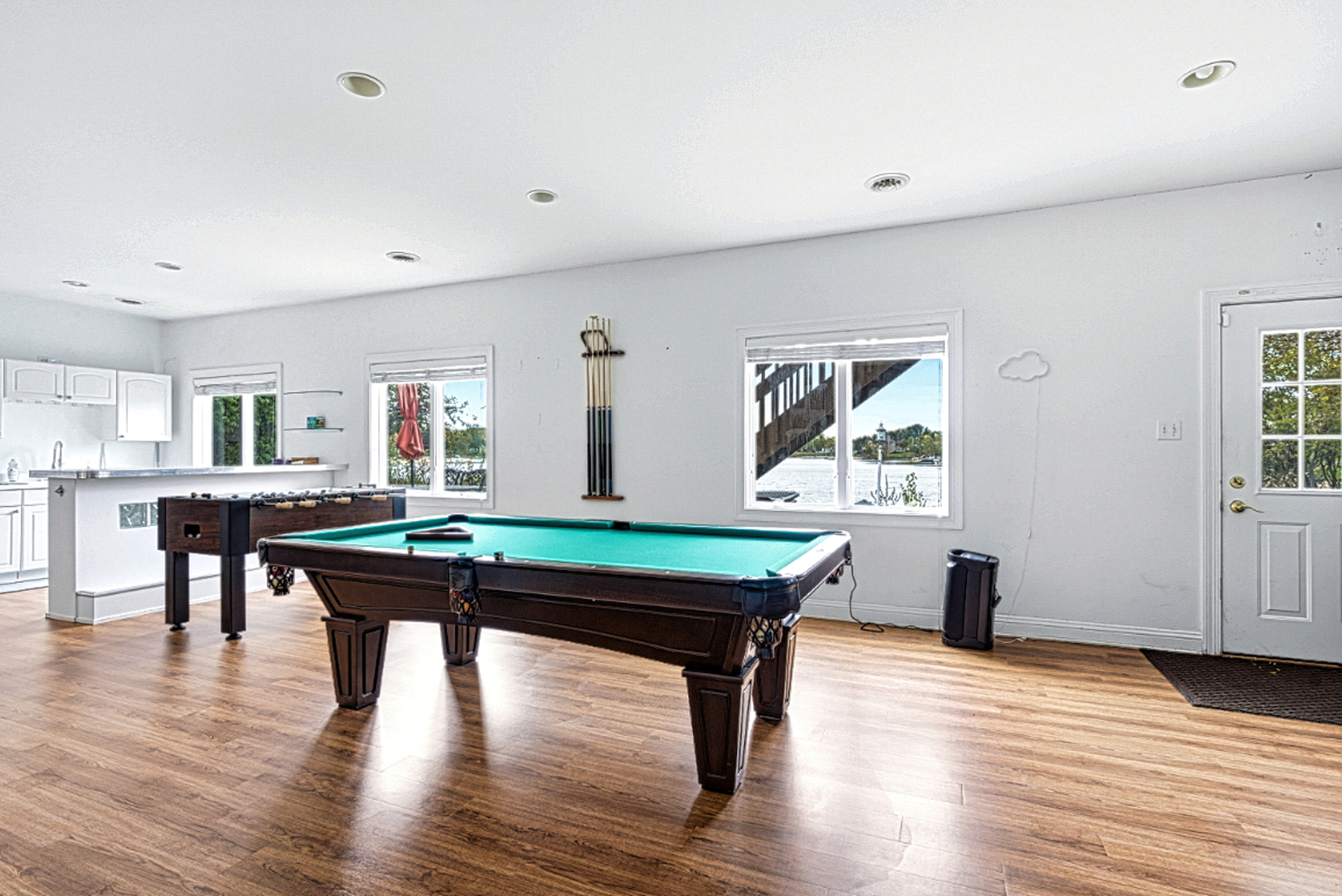 220 Santos Avenue, Minooka, IL 60447