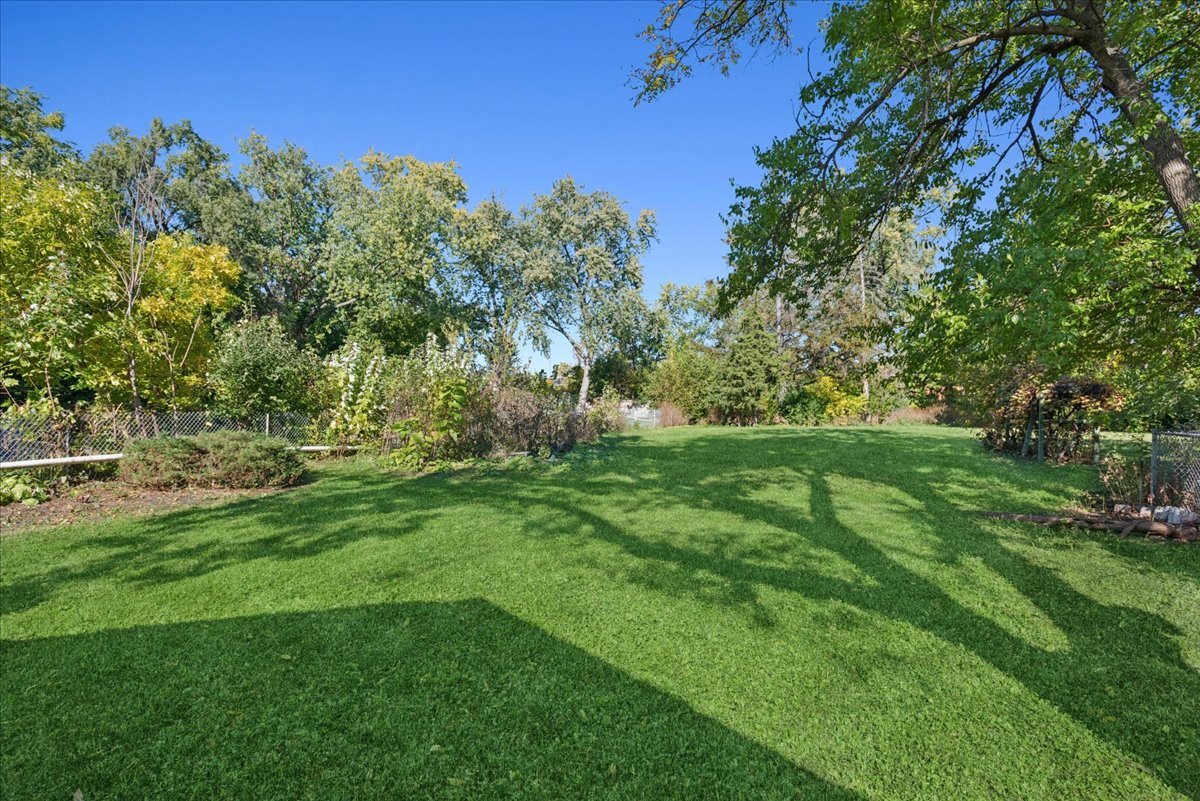 58 E Division Street, Villa Park, IL 60181