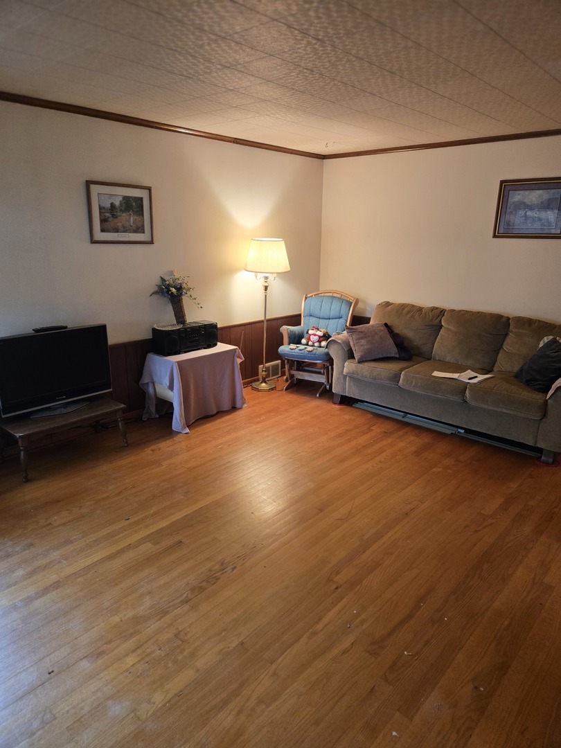 3421 Sunset Lane, Franklin Park, IL 60131