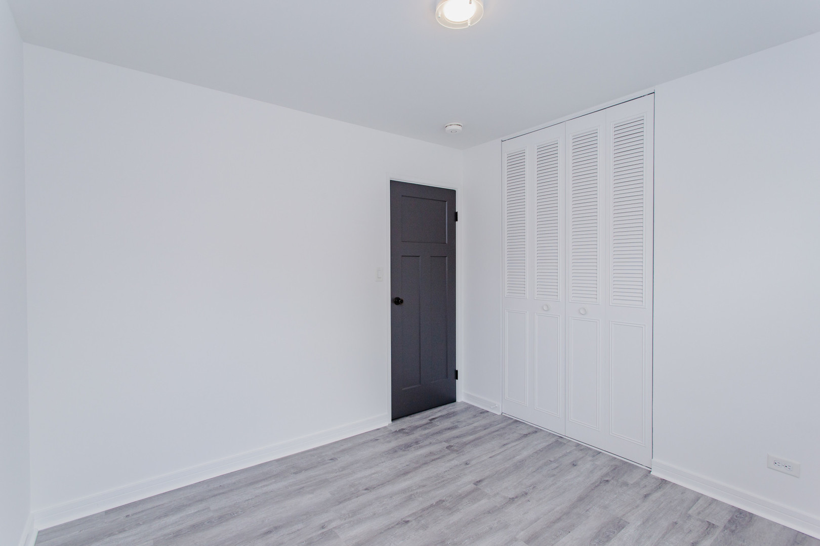 815 Concord Cove, Hoffman Estates, IL 60192