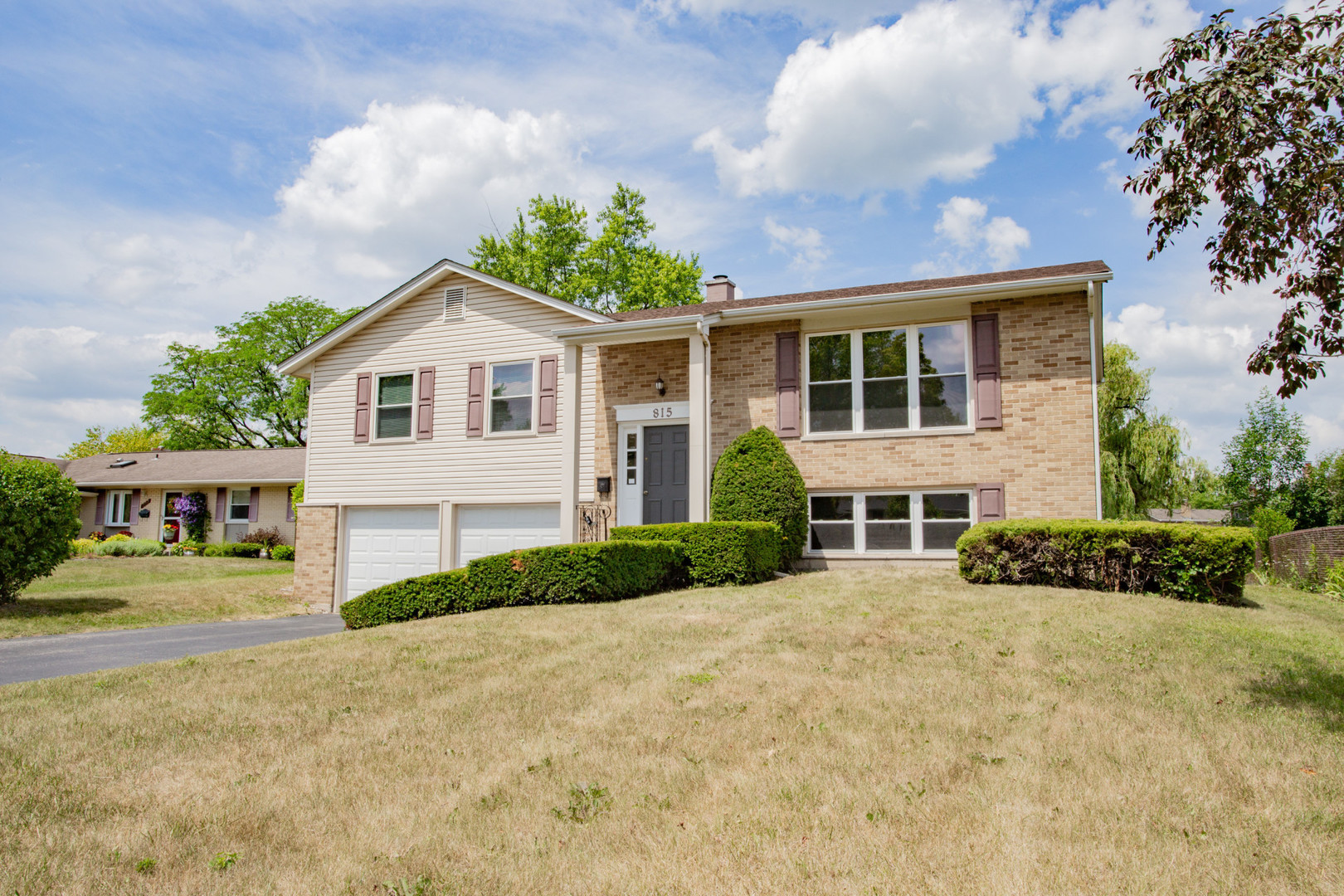 815 Concord Cove, Hoffman Estates, IL 60192