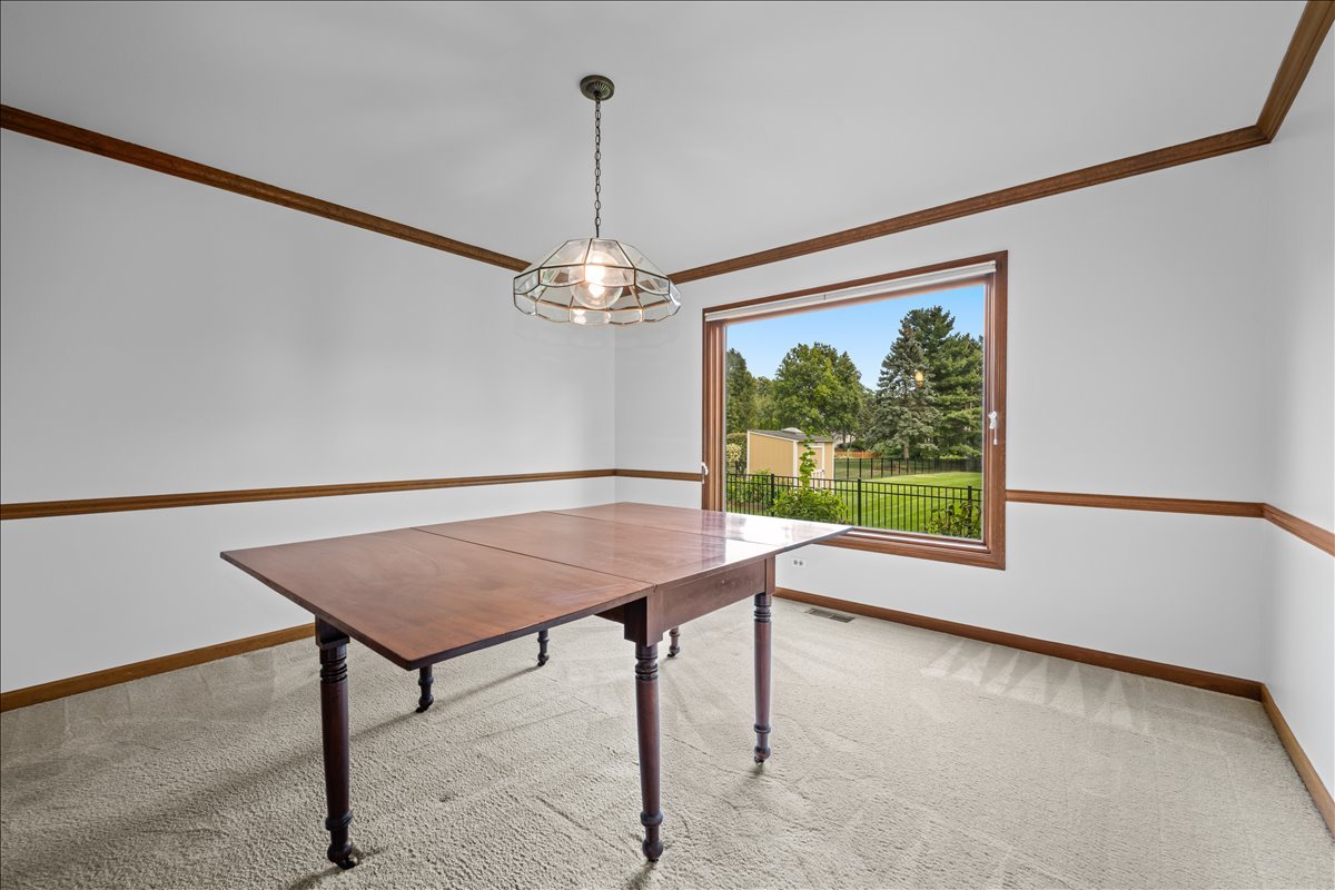 2280 Barth Drive, Naperville, IL 60565