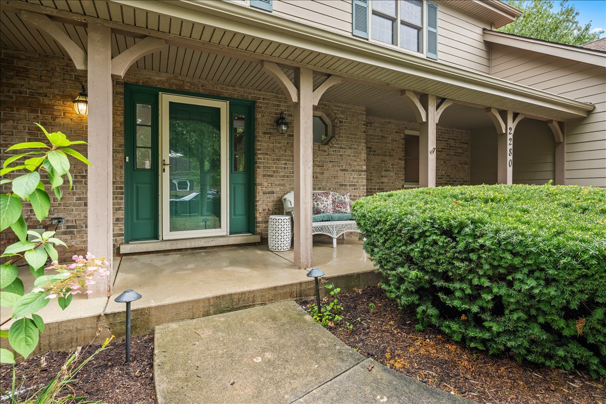 2280 Barth Drive, Naperville, IL 60565