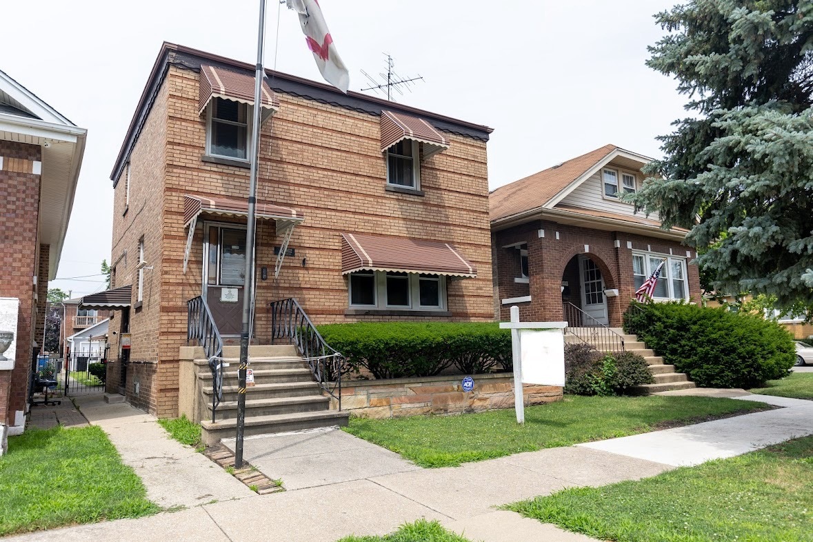 2802 Cuyler Avenue, Berwyn, IL 60402