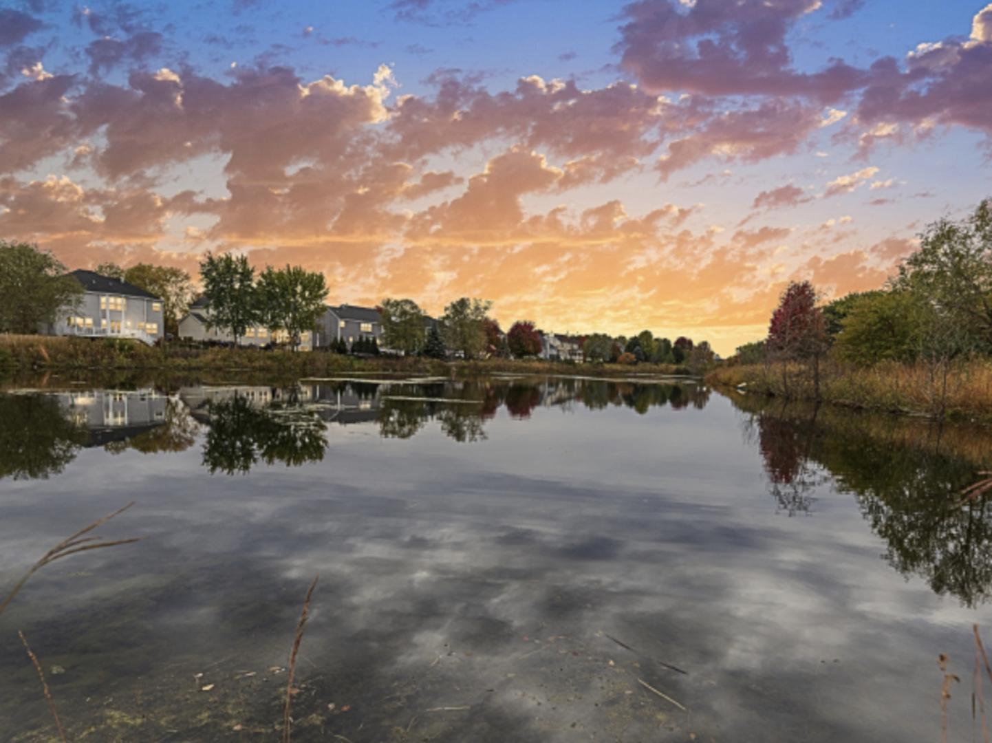 39W093 Shannon Square, Geneva, IL 60134