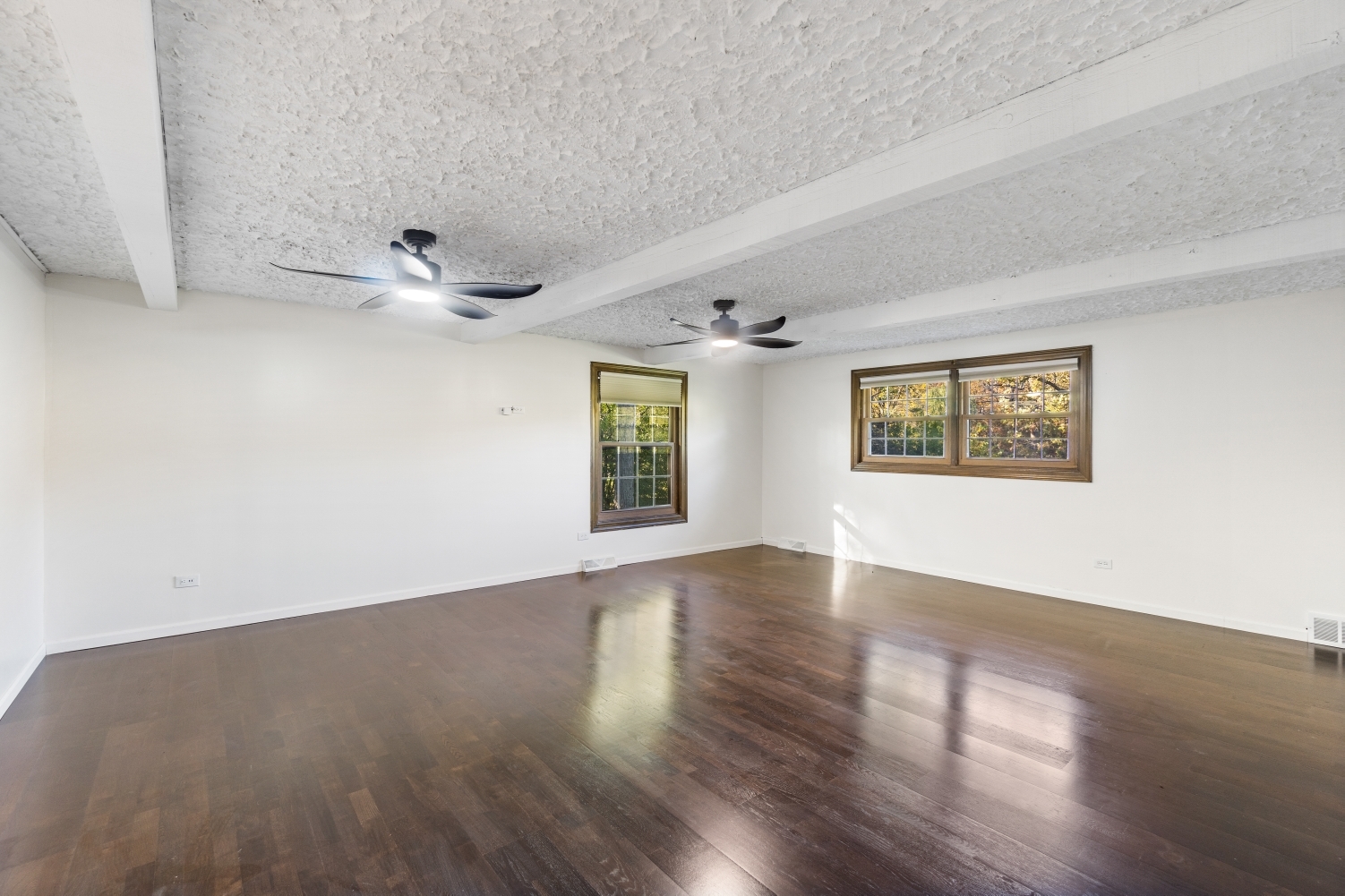 210 Oak Lane, Winthrop Harbor, IL 60096