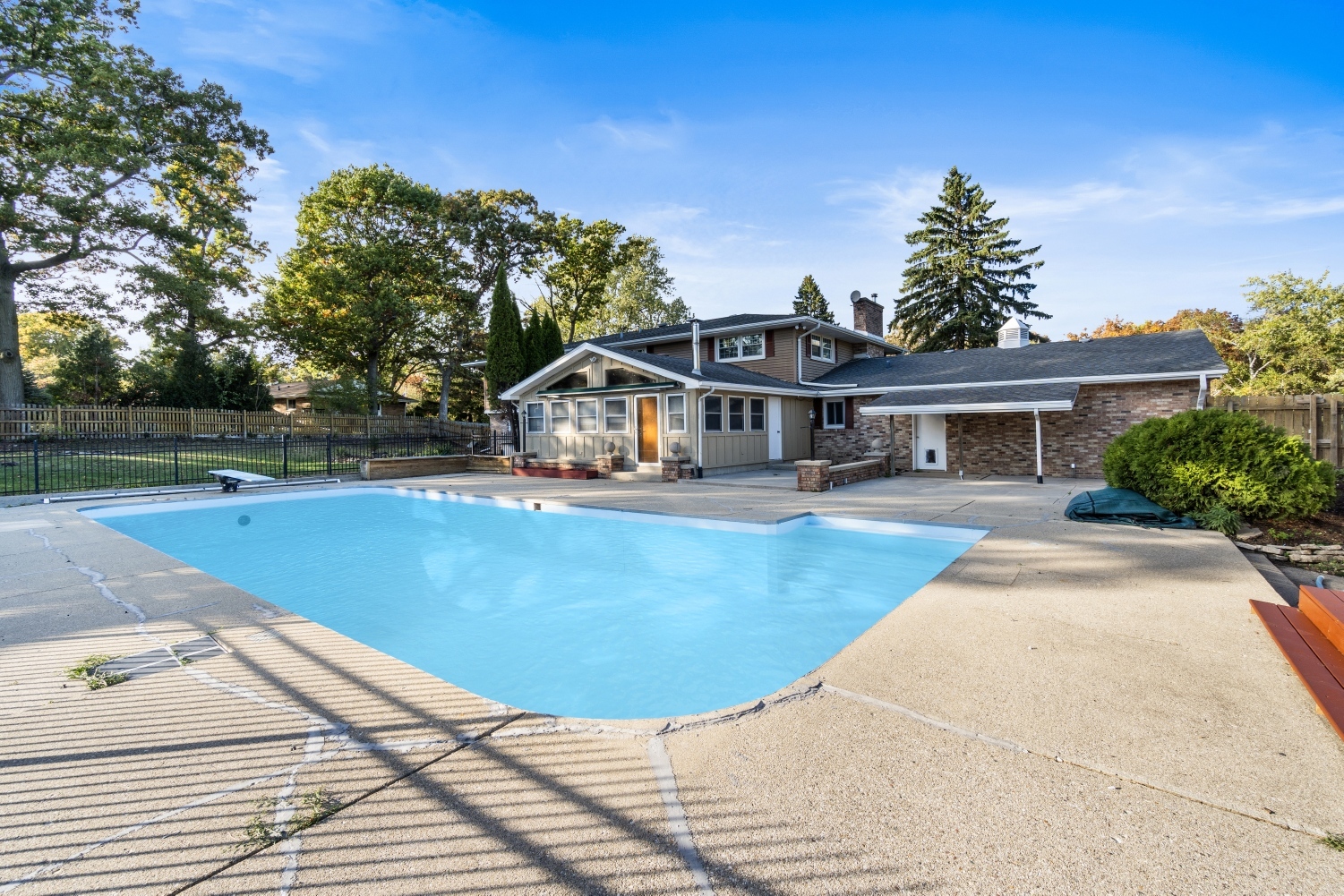 210 Oak Lane, Winthrop Harbor, IL 60096