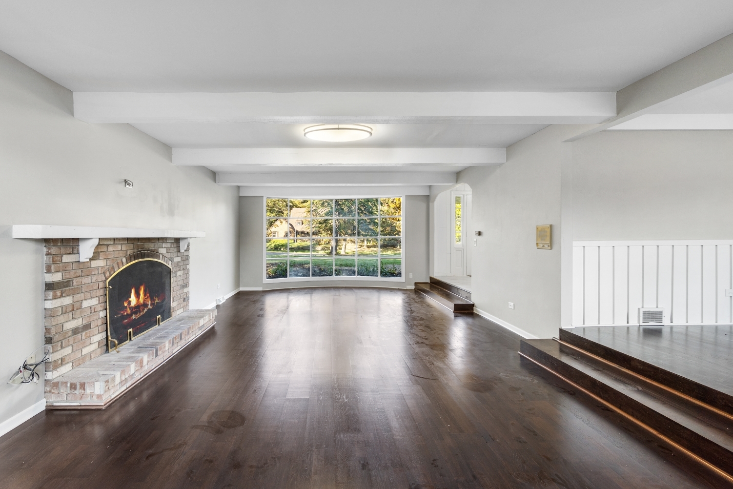 210 Oak Lane, Winthrop Harbor, IL 60096