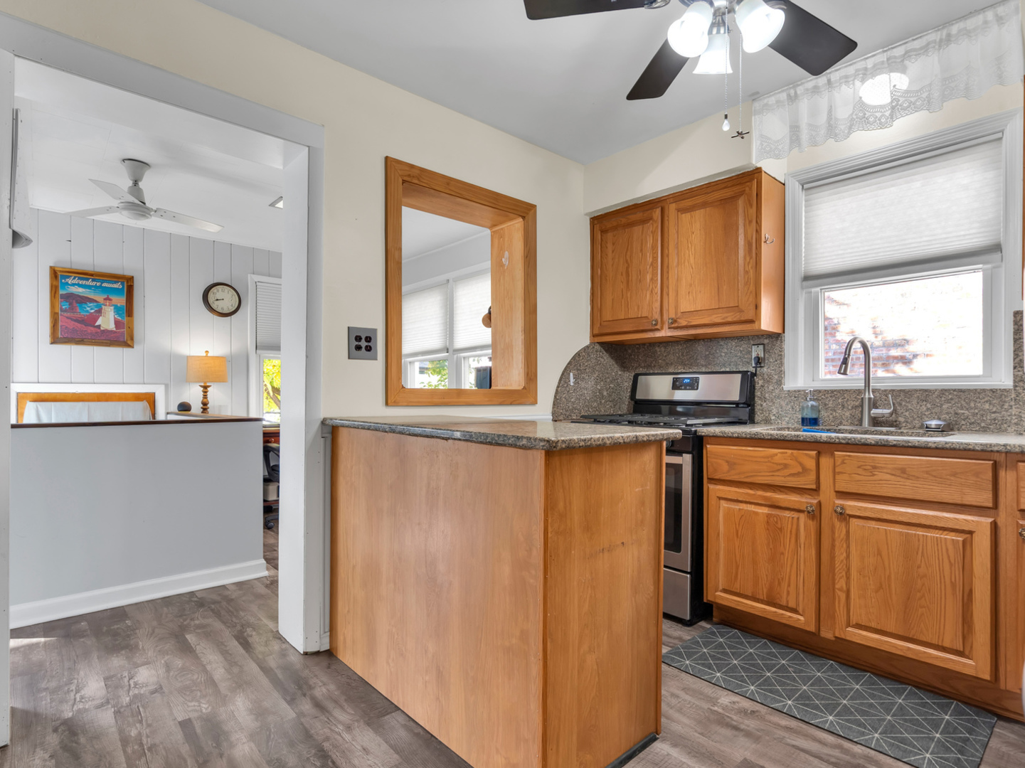 11138 S Artesian Avenue, Chicago, IL 60655