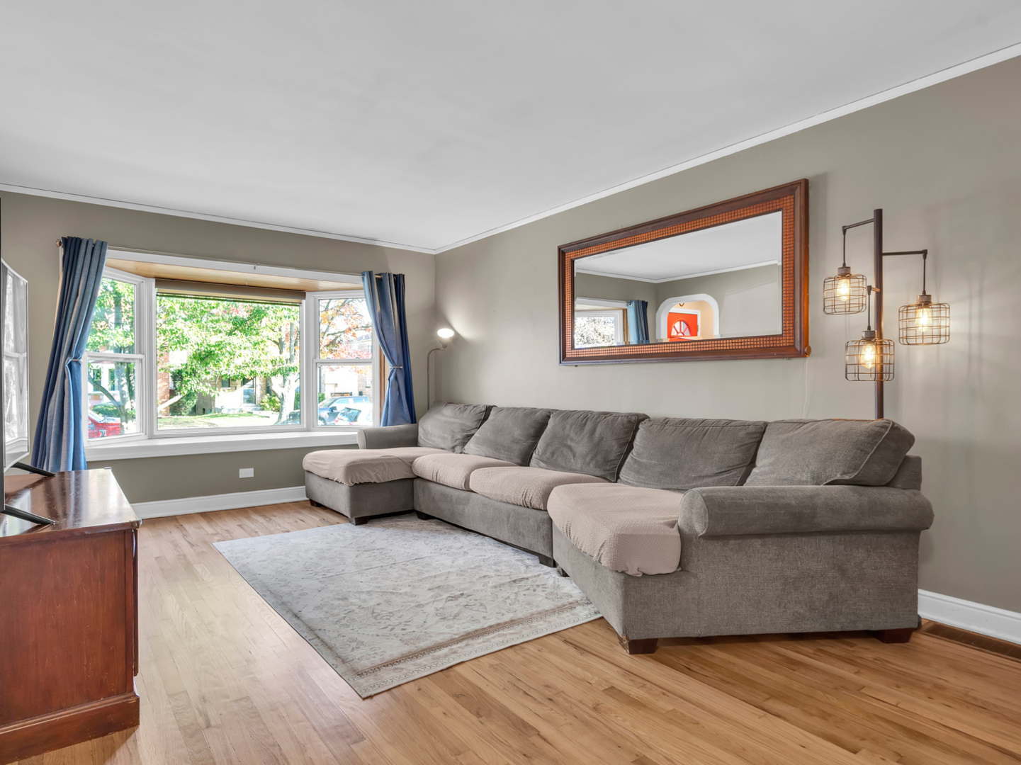 11138 S Artesian Avenue, Chicago, IL 60655