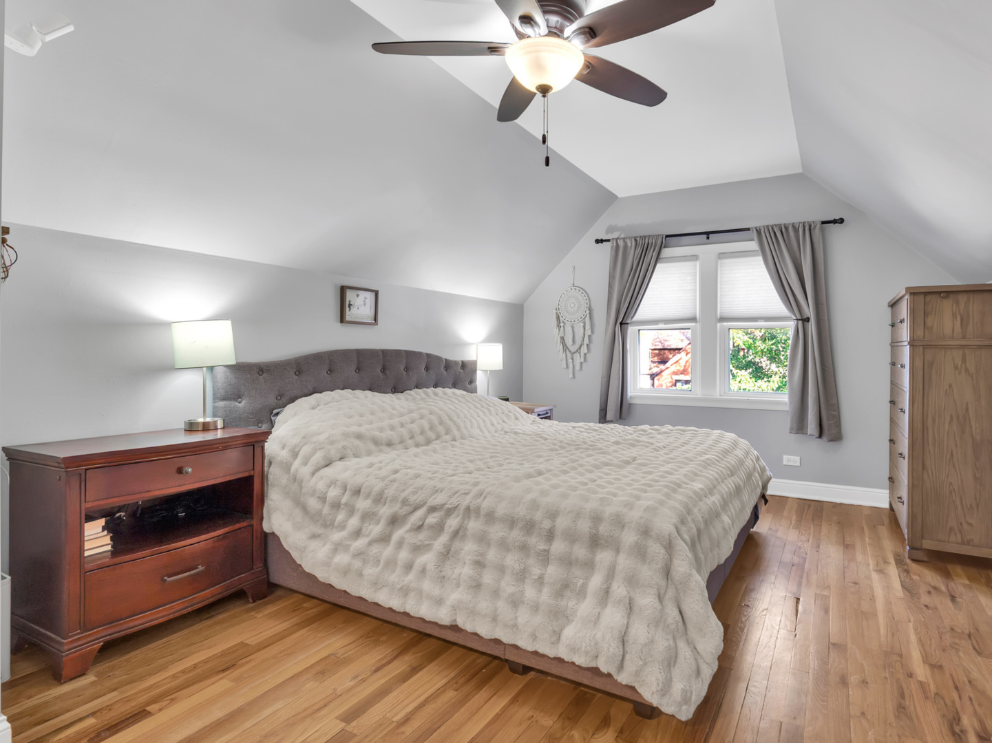 11138 S Artesian Avenue, Chicago, IL 60655