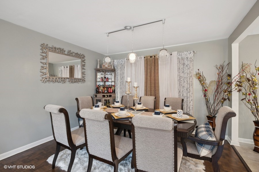 2805 Knollwood Place, Hazel Crest, IL 60429