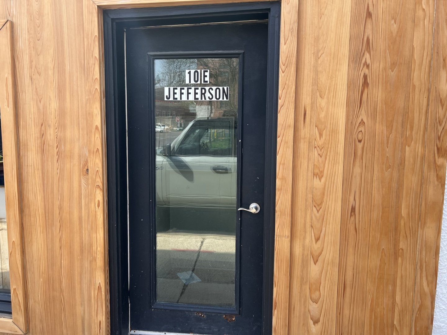 10 E Jefferson Avenue #2, Naperville, IL 60540