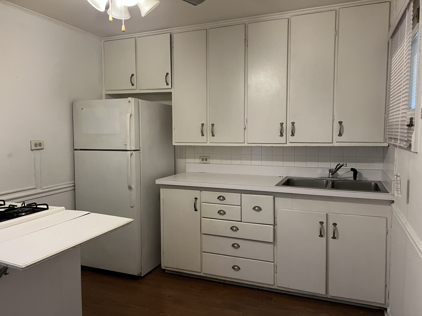 10 E Jefferson Avenue #2, Naperville, IL 60540