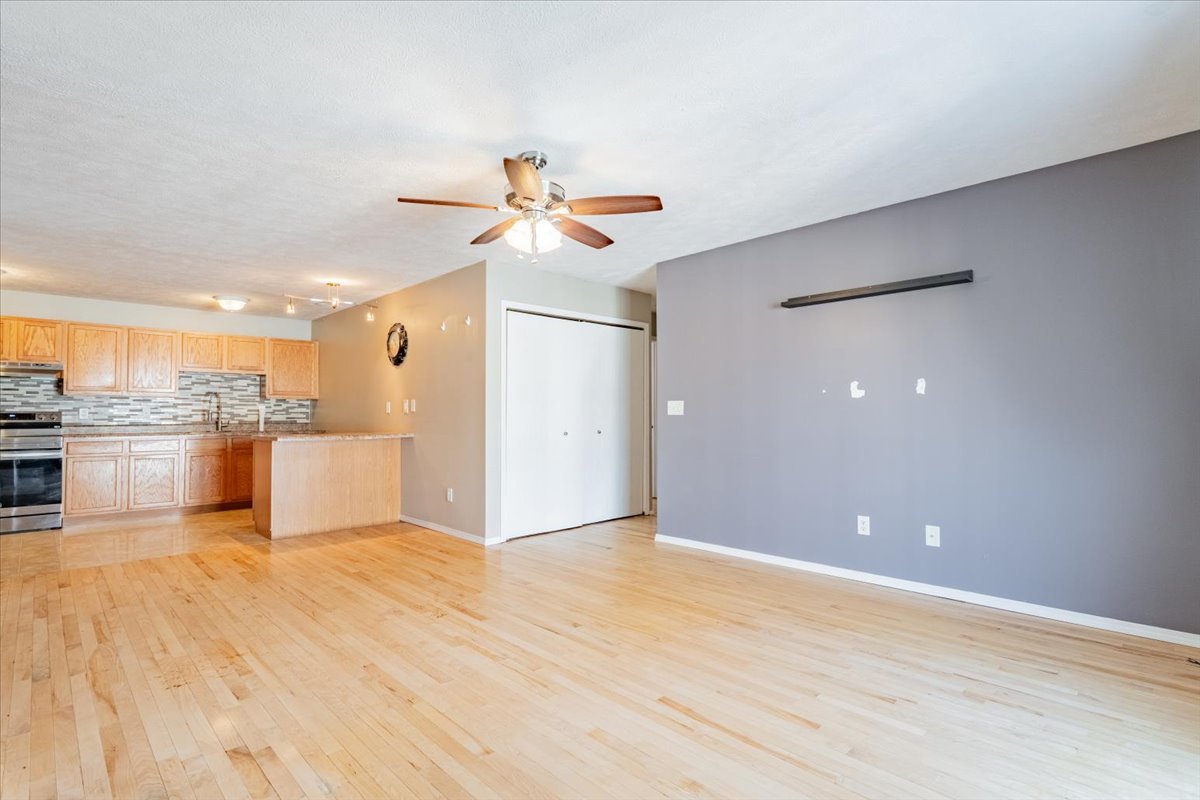 1040 Ekstam Drive #108, Bloomington, IL 61704