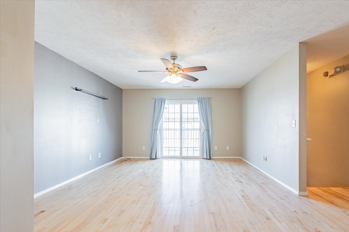 1040 Ekstam Drive #108, Bloomington, IL 61704