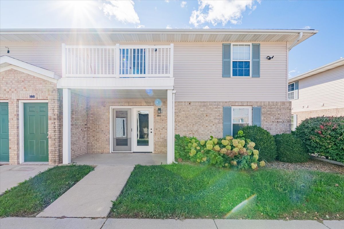 1040 Ekstam Drive #108, Bloomington, IL 61704