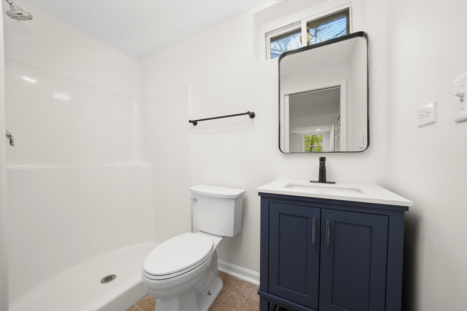 171 LAKESHORE Drive, Carpentersville, IL 60110