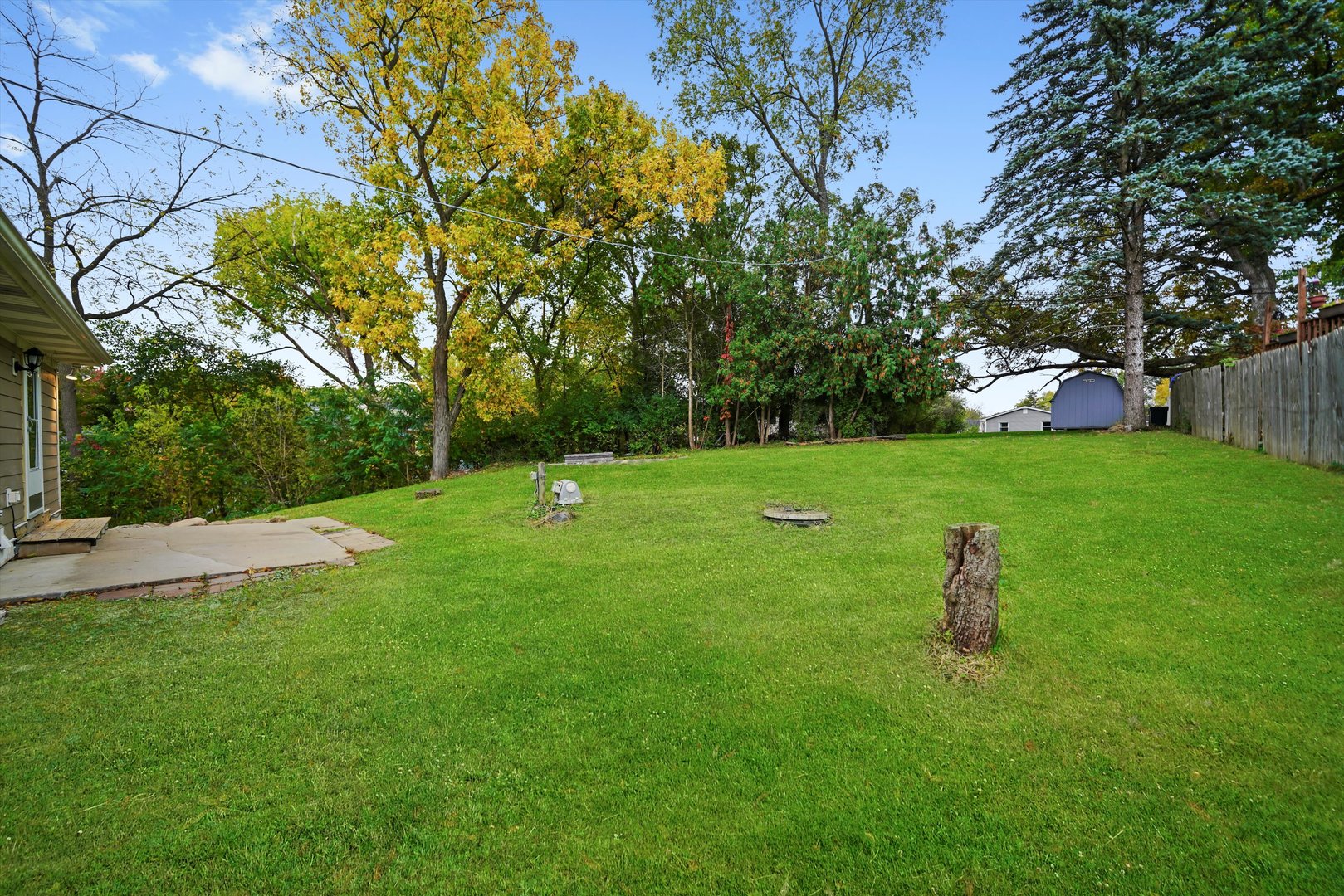 171 LAKESHORE Drive, Carpentersville, IL 60110