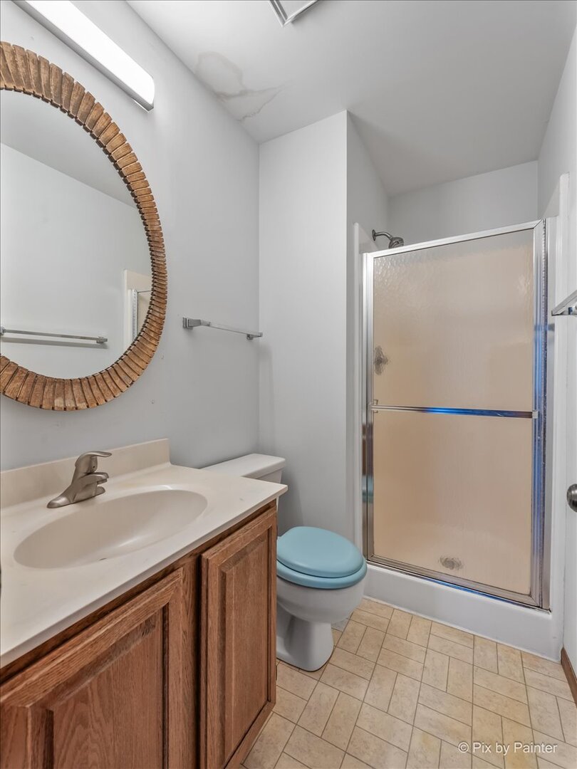 1035 Shadowood Lane, Crystal Lake, IL 60014