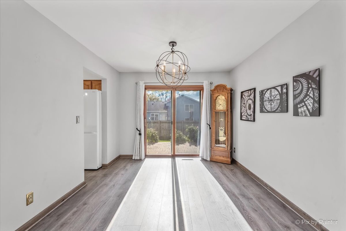 1035 Shadowood Lane, Crystal Lake, IL 60014