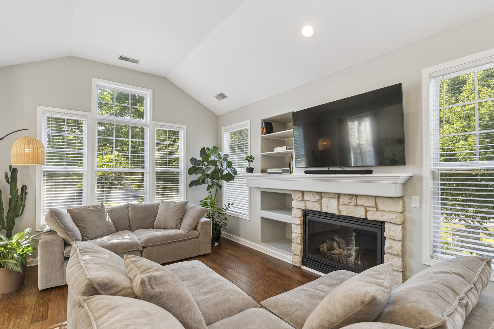 315 Hill Street #A, Wauconda, IL 60084